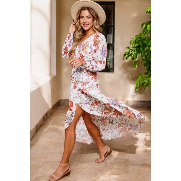 PEACH LOVE Retro Floral Print Long Sleeve Wrap Style Midi Dress - Picture 2 of 5